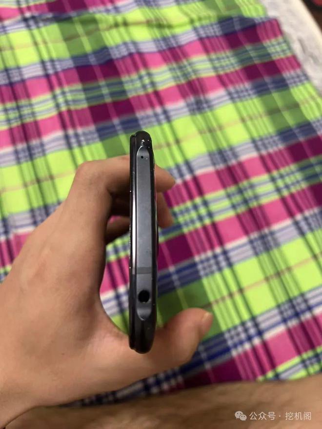165Hz屏！红魔7游戏机依然强悍PP电子450元=骁龙8Gen1+(图2)