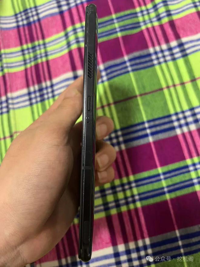 165Hz屏！红魔7游戏机依然强悍PP电子450元=骁龙8Gen1+(图6)